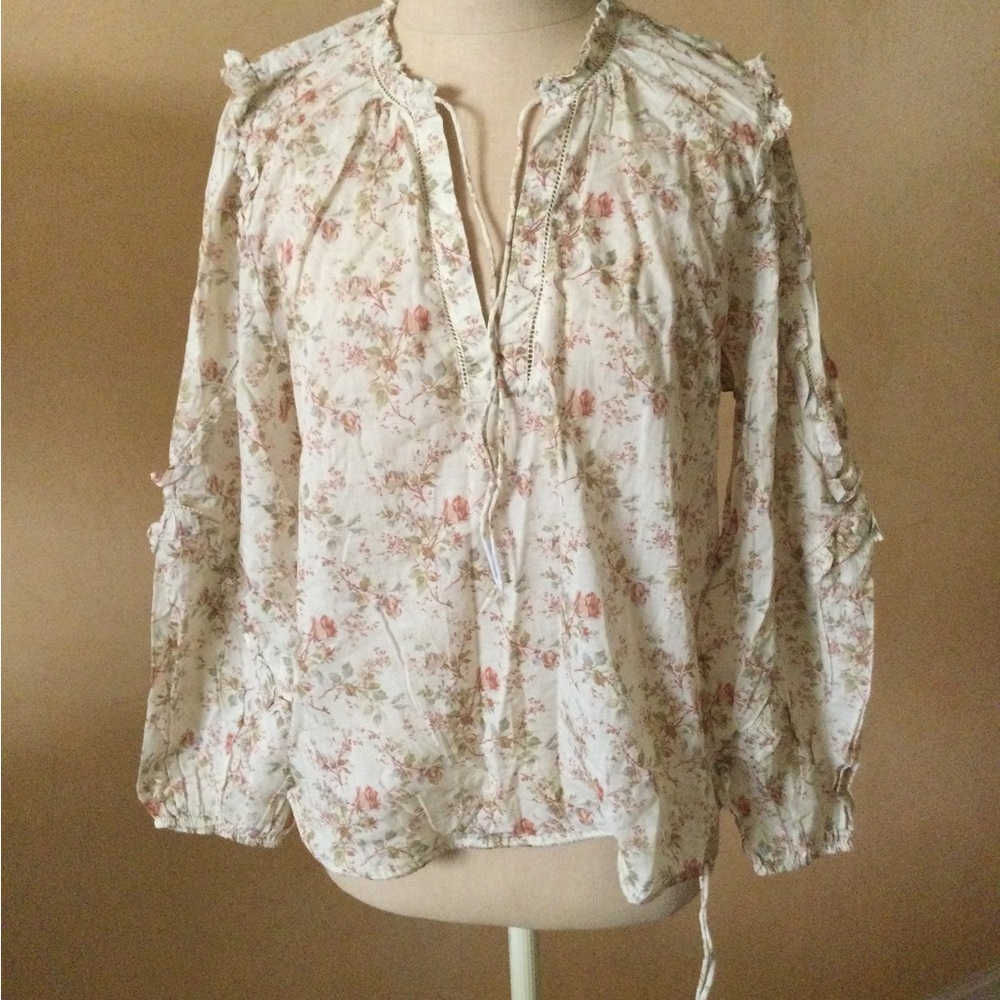 AE77 Floral Cream Blouse